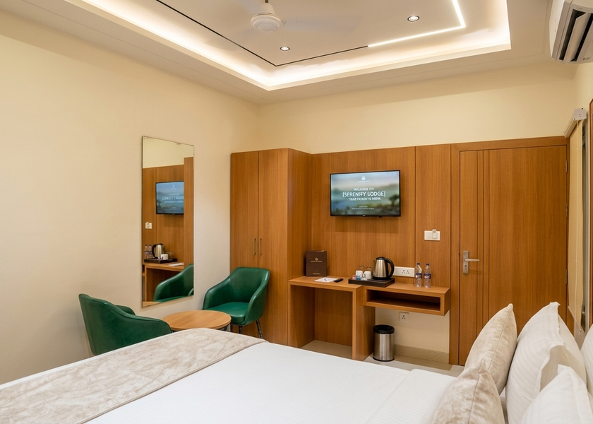 Uttar Pradesh Vrindavan Deluxe Room