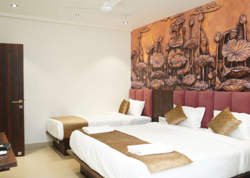 Maharashtra Osmanabad Executive Triple Room Ac