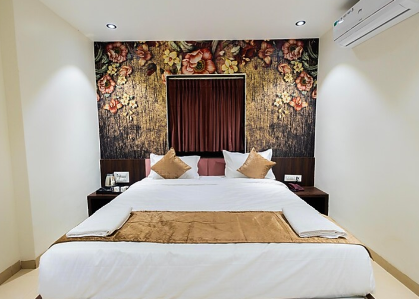 Maharashtra Osmanabad Suite Room Ac
