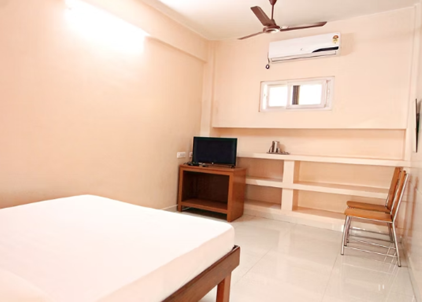 Tamil Nadu Udumalaipettai Standard room