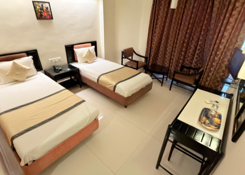 Maharashtra Navi Mumbai Deluxe Twin Room