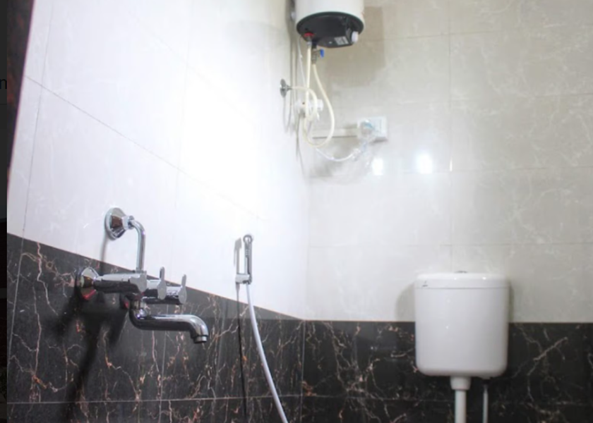 Maharashtra Karad Non AC Room