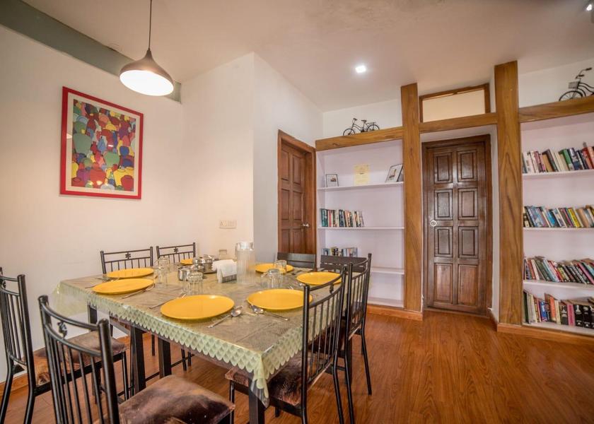Tamil Nadu Kotagiri Restaurant (Private room)