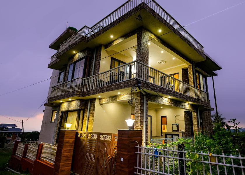 Himachal Pradesh Kangra Hotel Exterior