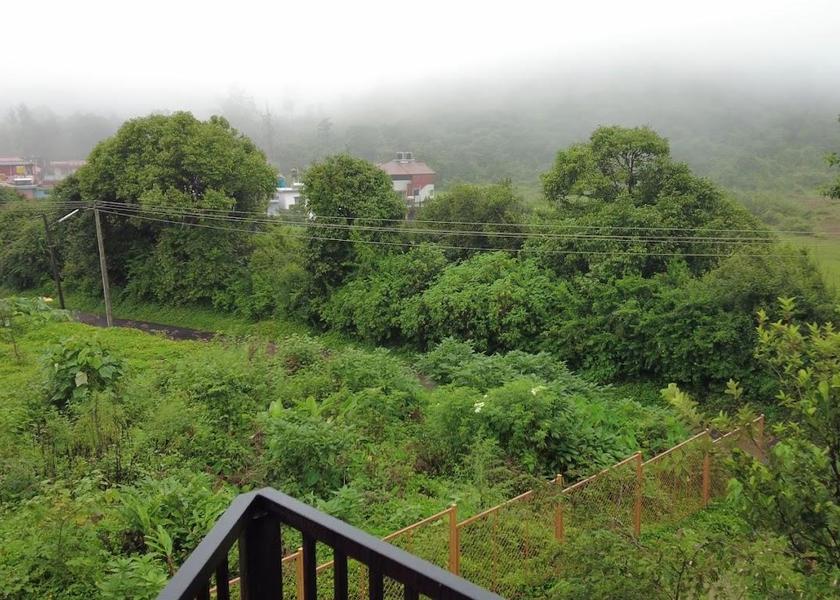 Karnataka Madikeri Balcony/terrace