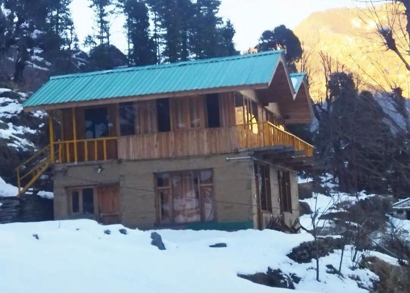 Himachal Pradesh Jibhi Exterior view