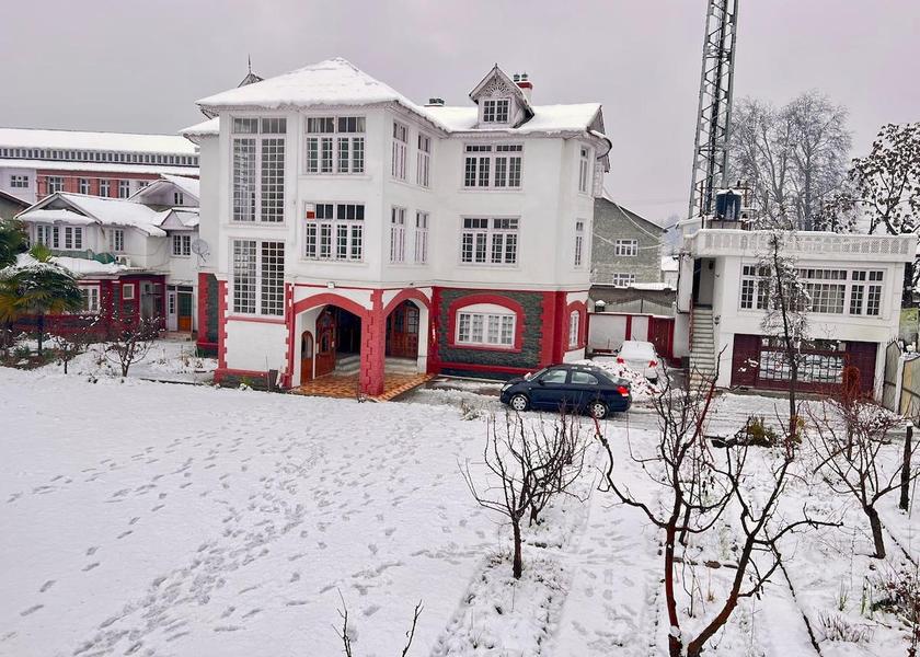 Jammu and Kashmir Srinagar Exterior view