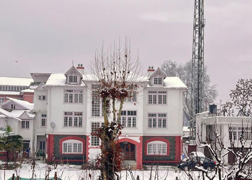 Jammu and Kashmir Srinagar Exterior view