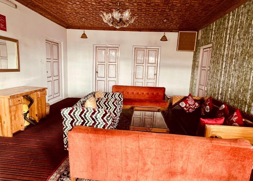 Jammu and Kashmir Srinagar Interior view