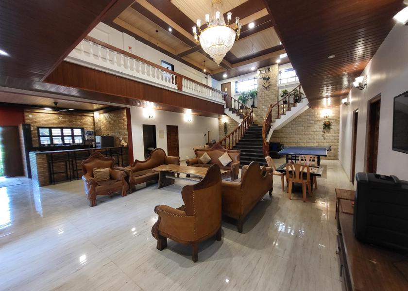 Maharashtra Mahabaleshwar Lobby