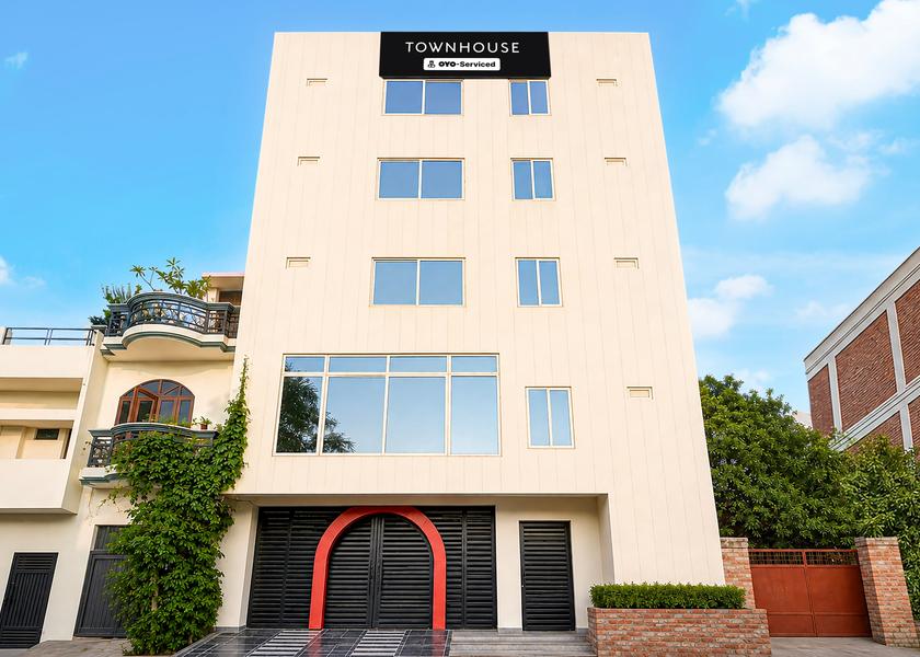 Uttar Pradesh Lucknow Facade