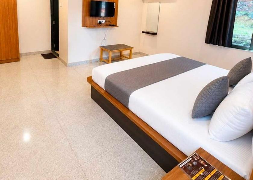 Maharashtra Panchgani Room