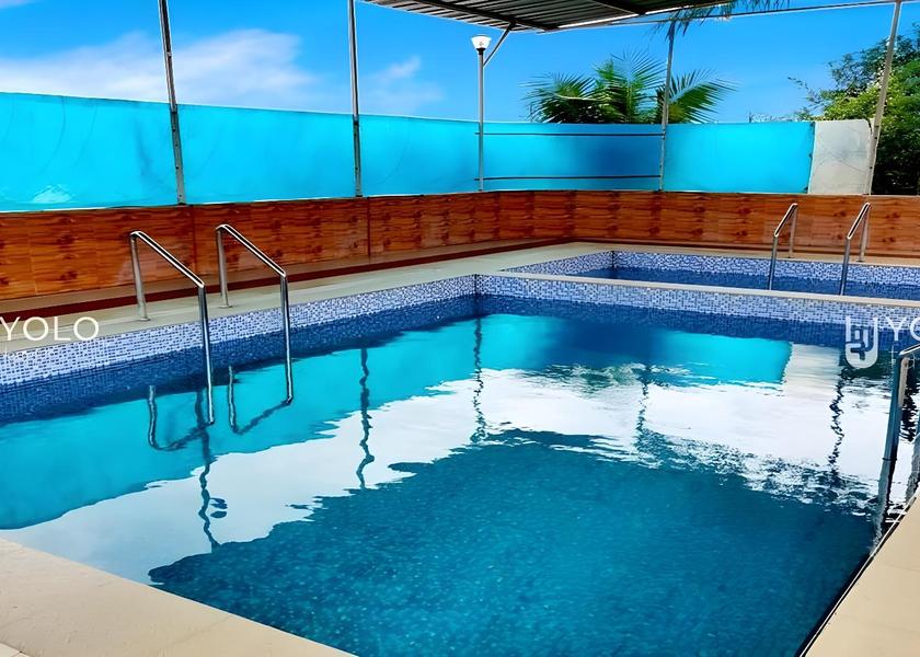 Gujarat Surat Swimming pool