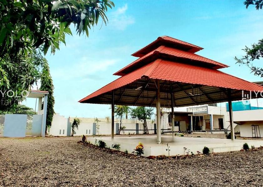 Gujarat Surat Public areas