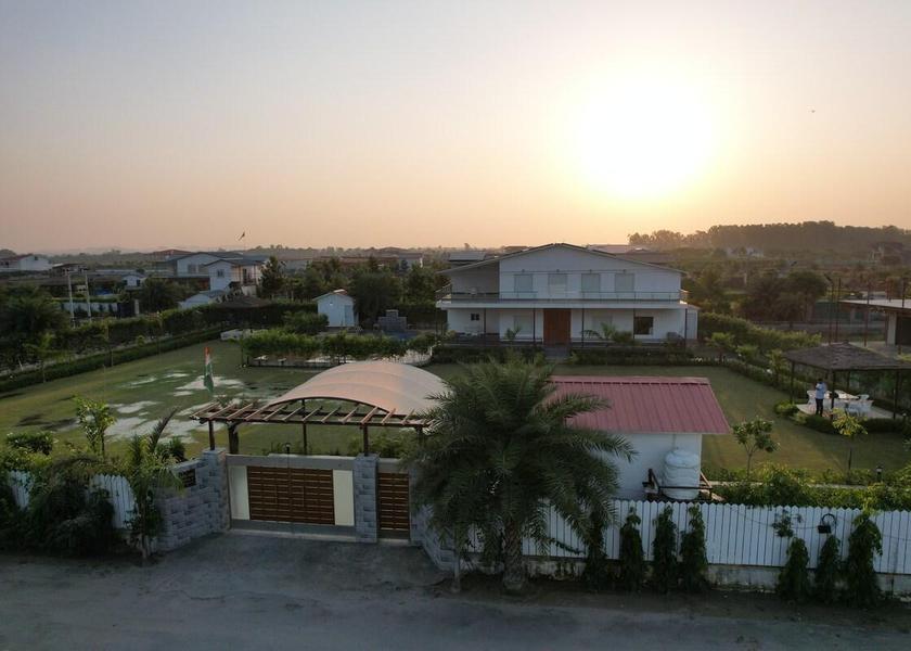 Uttar Pradesh Noida Exterior view