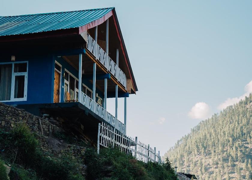 Himachal Pradesh Jibhi Exterior view
