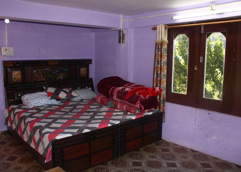 Himachal Pradesh Sangla 1025