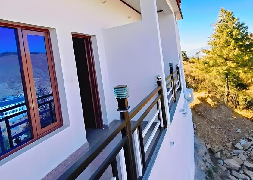 Uttarakhand Chakrata Balcony/terrace
