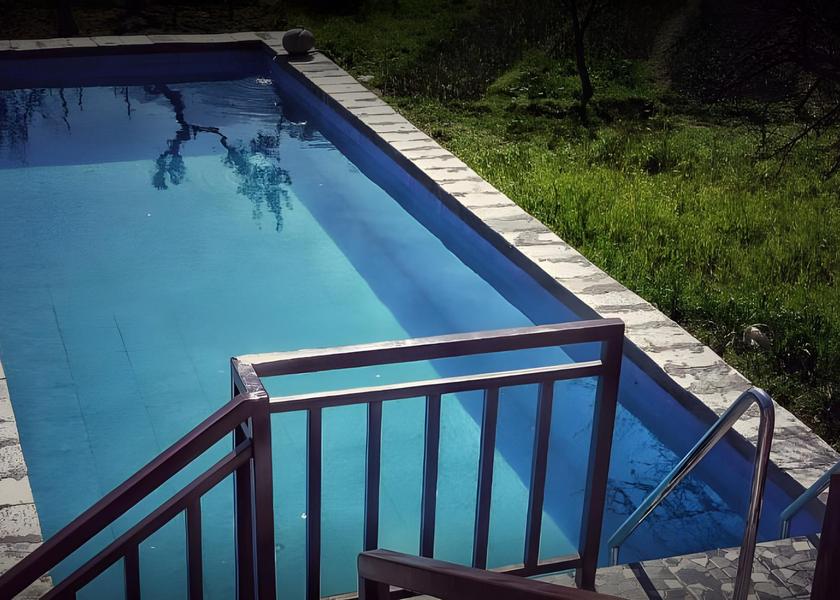 Himachal Pradesh Kullu Swimming pool