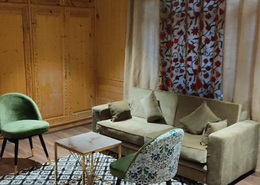 Jammu and Kashmir Srinagar Bedroom