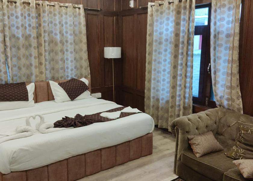 Jammu and Kashmir Srinagar Bedroom
