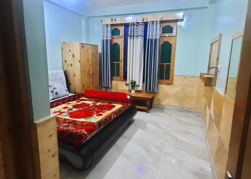 Himachal Pradesh Kasol Bedroom