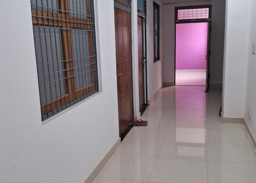 Uttar Pradesh Prayagraj Lobby