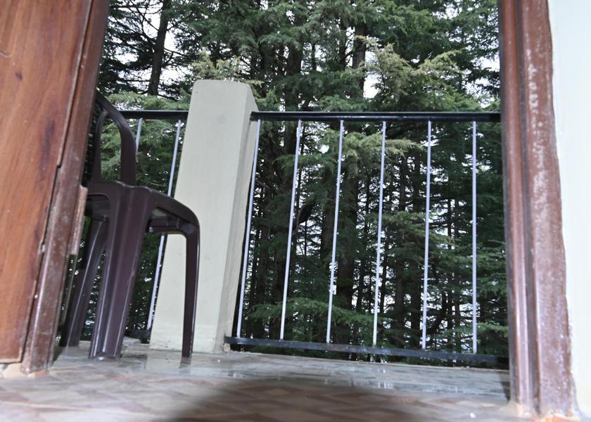 Uttarakhand Dhanaulti Balcony/terrace