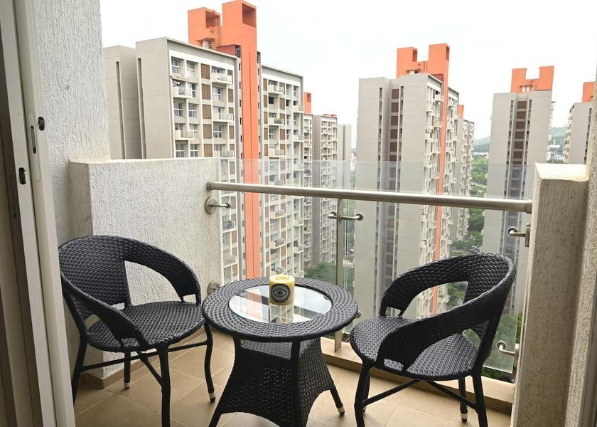 Maharashtra Pune Balcony/terrace