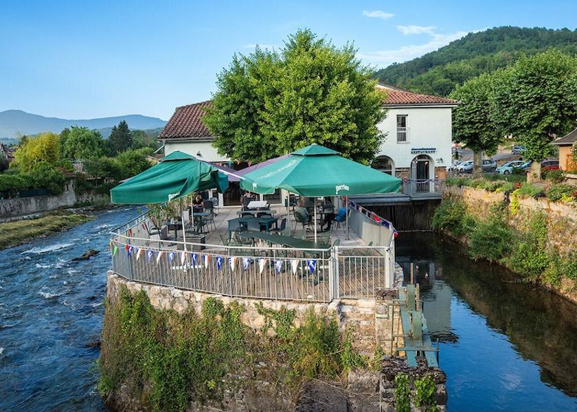 Occitanie Seix Restaurant