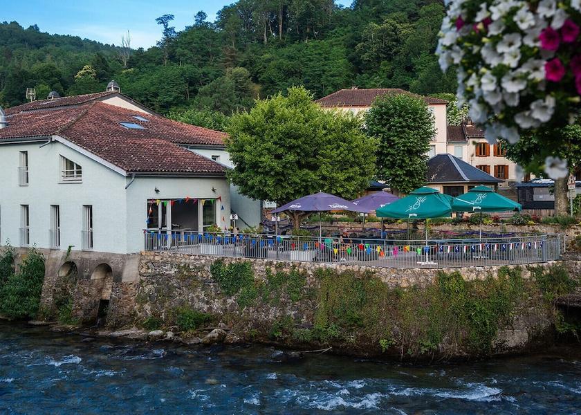 Occitanie Seix Restaurant