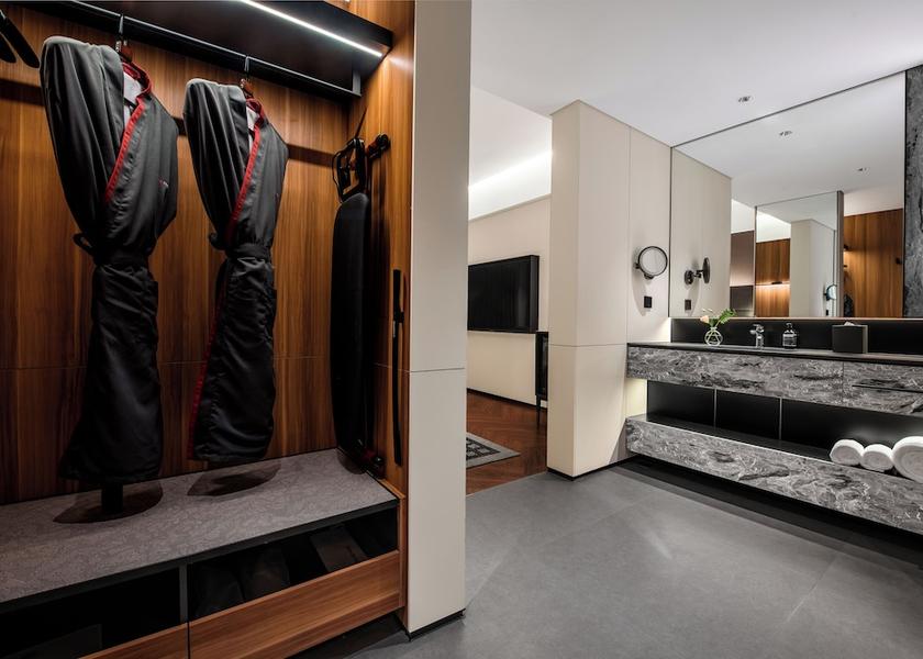 Guangdong Zhongshan Room