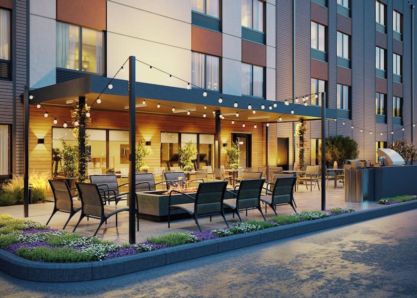 Texas Texarkana Terrace/patio
