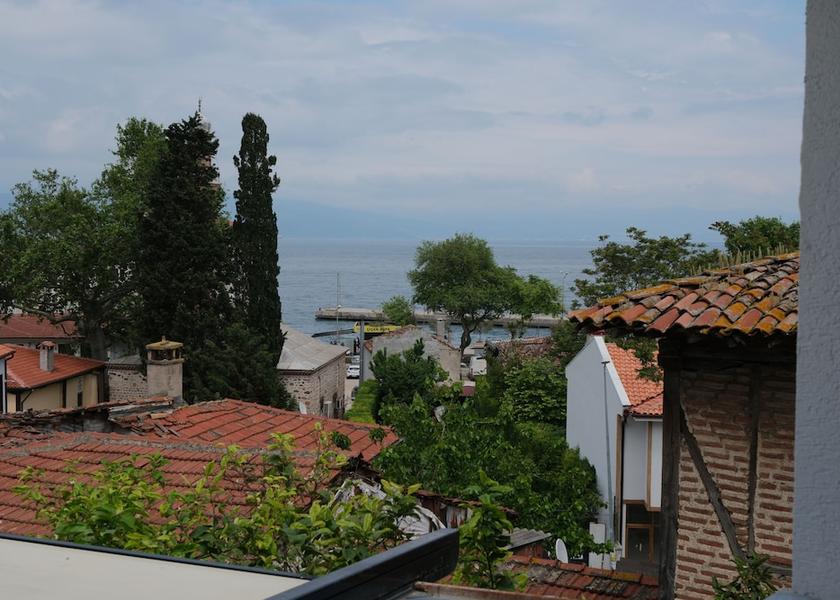 Bursa Mudanya Exterior