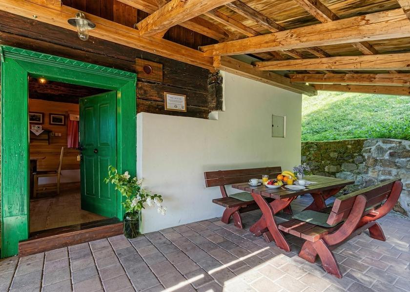  Prevalje Terrace/patio