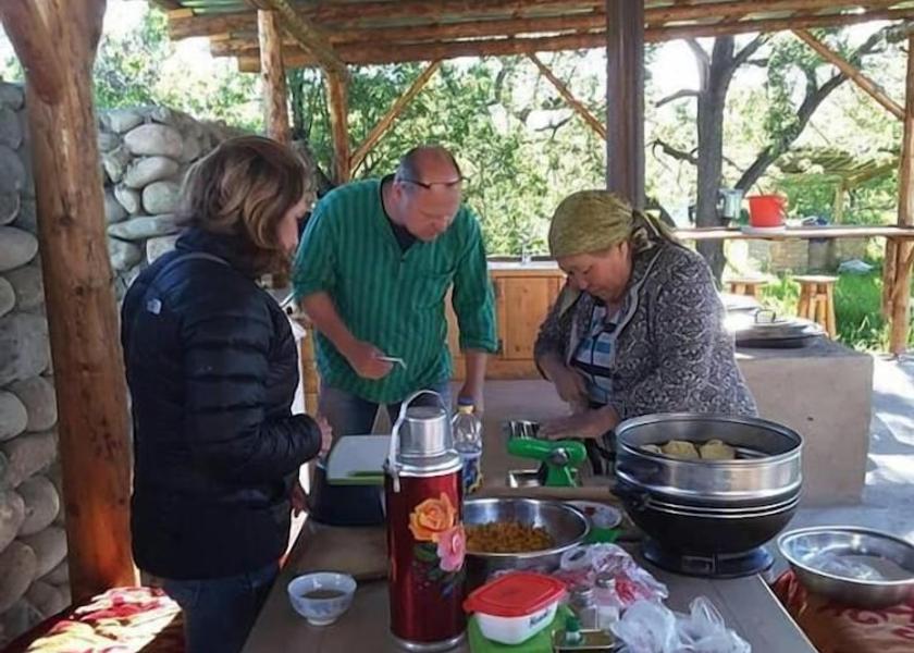 Issyk-Kul Region Semënovka Outdoor dining