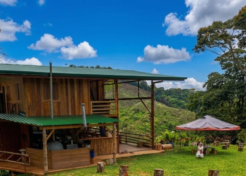 San José Province San Isidro de El General Property grounds