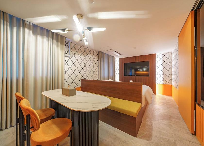 Gyeonggi Yongin Room