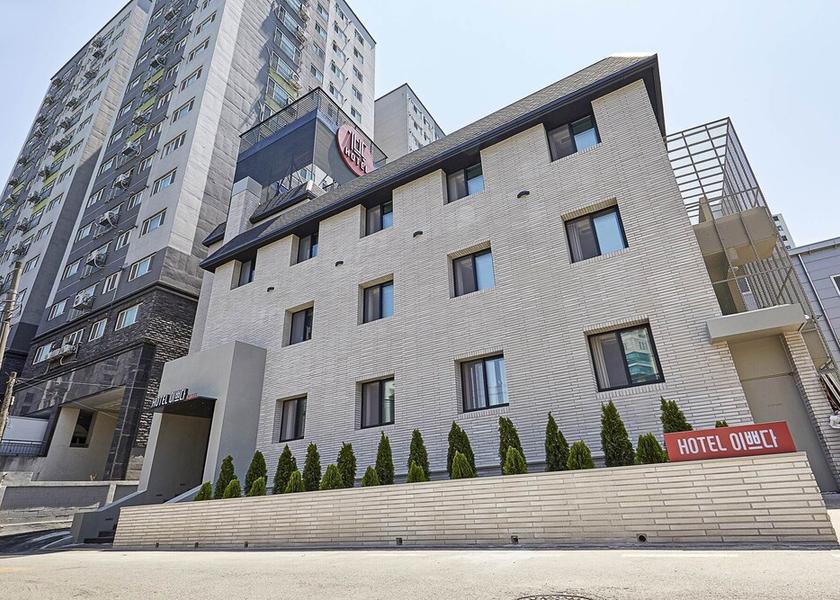 Gyeonggi Yongin Exterior