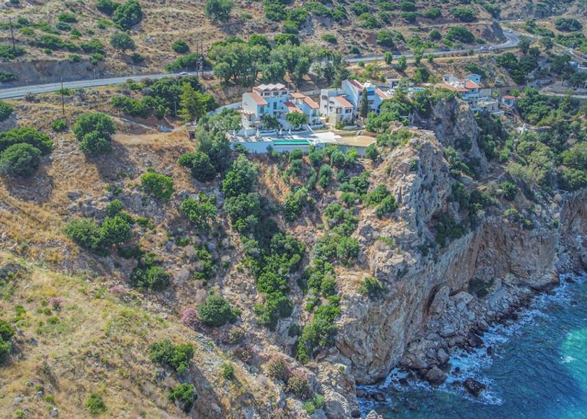 Crete Malevizi Front of property