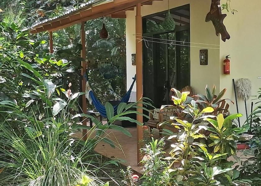 Limón Province Cahuita Exterior detail