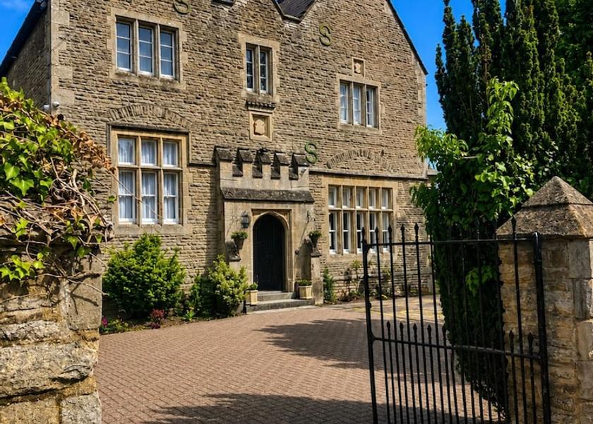 England Brackley Front of property