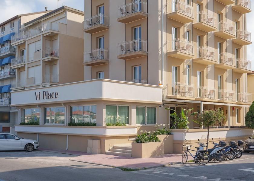 Tuscany Camaiore Front of property