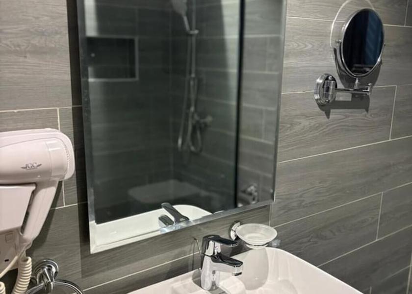 Edo Benin City Bathroom