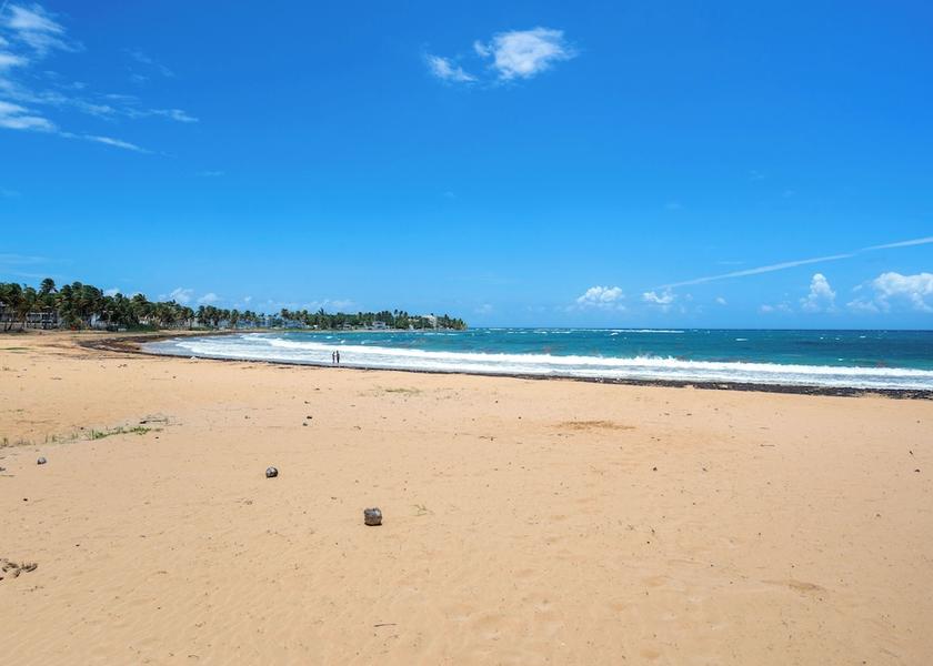  Luquillo Beach