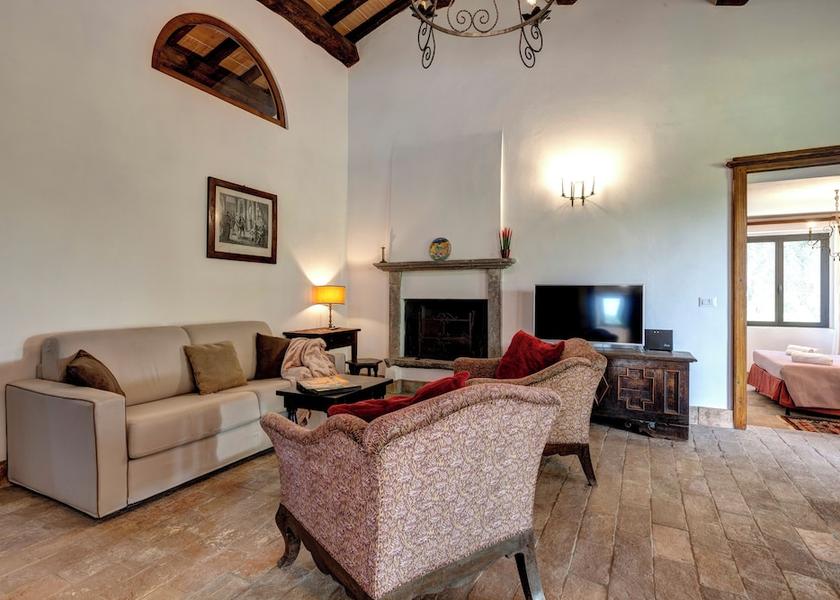 Tuscany Pitigliano Living area
