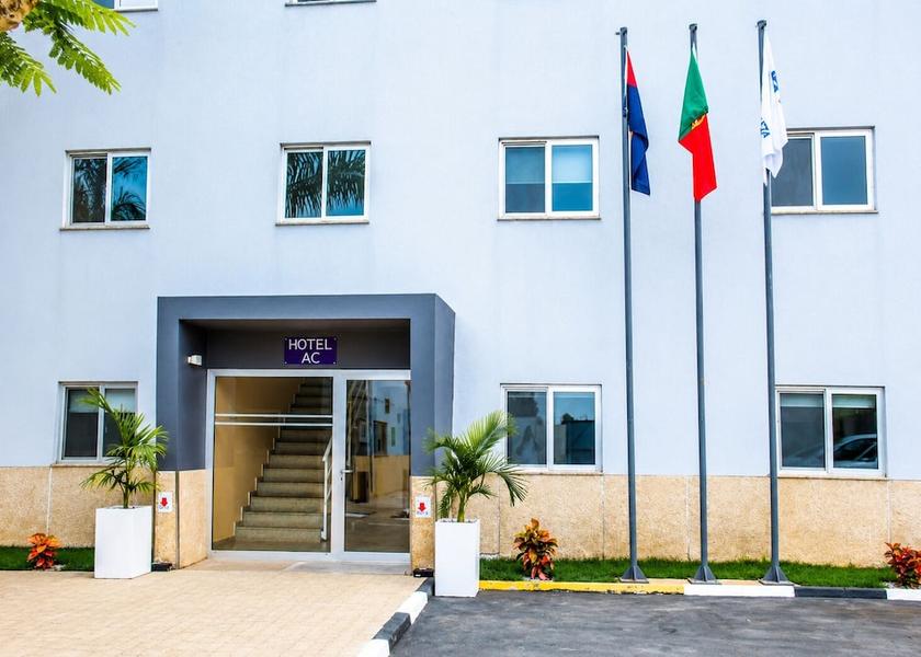 Luanda Luanda Exterior detail