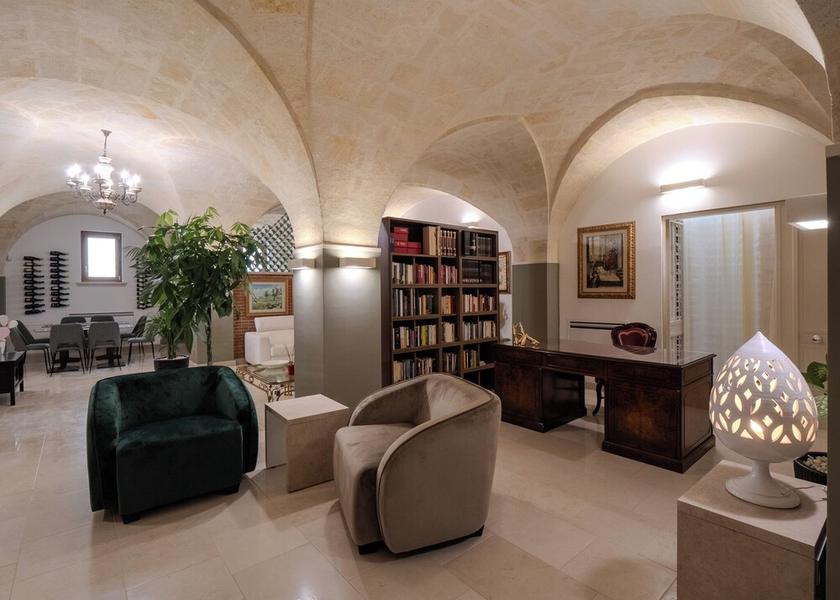 Puglia Grottaglie Interior