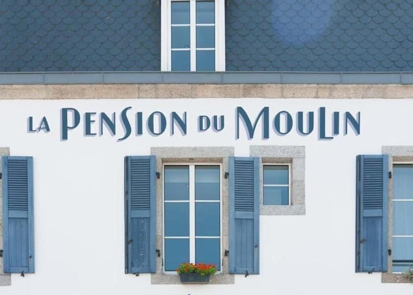 Brittany Pont-Aven Exterior detail
