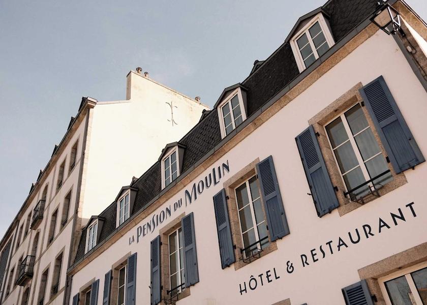Brittany Pont-Aven Front of property